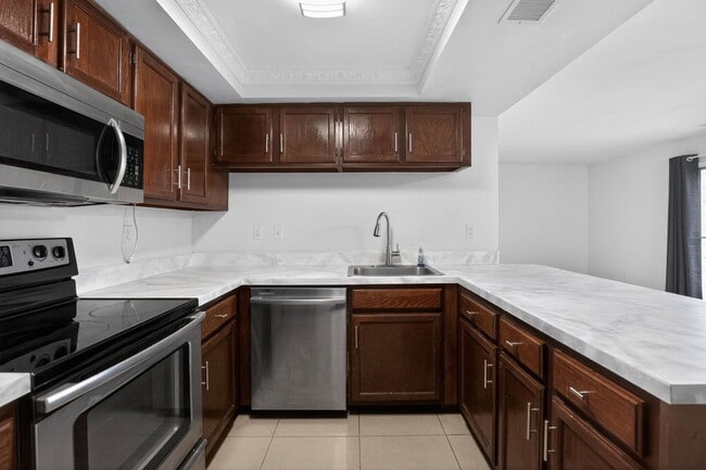 Photo - 1537 Bryan Ct