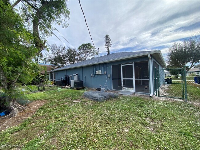 Photo - 7319 Albany Rd