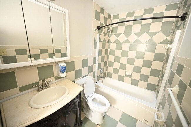 Photo - For Rent: Beautiful 3-Bedroom Home in Durh...