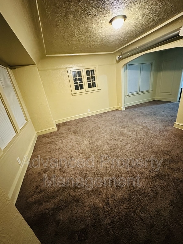 Photo - 4576 N 31st St