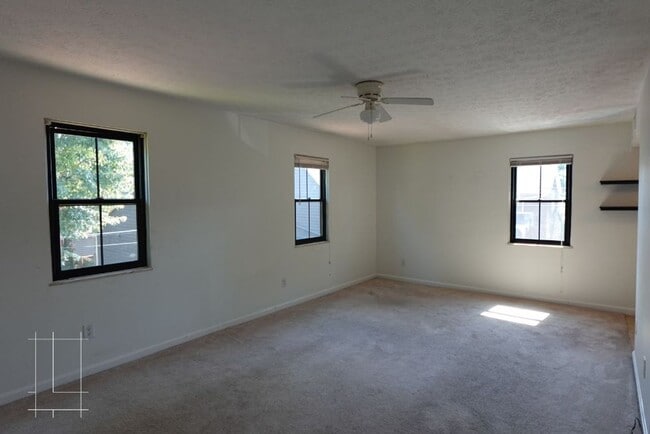 Building Photo - 490 City Park Ave Unit 504 City Park Ave Rental