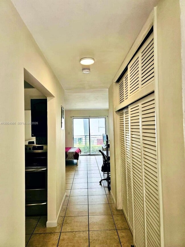 1441 Lincoln Rd Unit 212