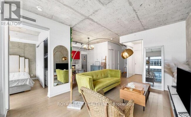 Photo - 39 Brant St Unité 815