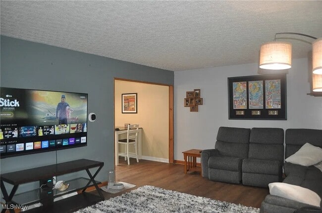 Photo - 265 Parkway Dr