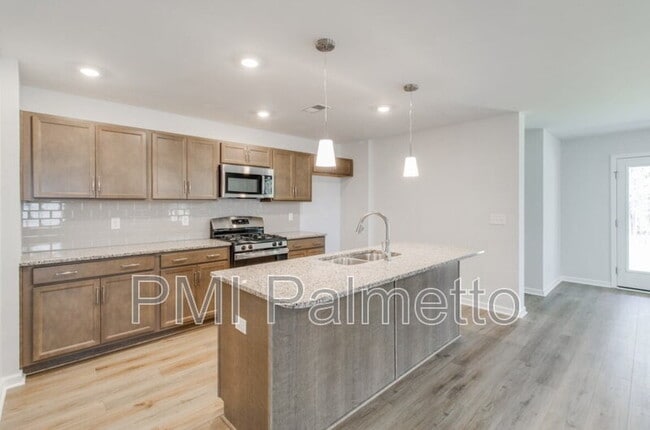 Photo - 1015 Crescent Corner Dr