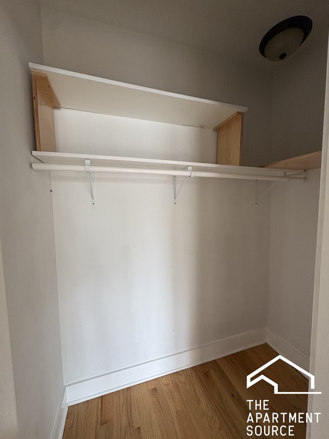 Photo - 1154 N Dearborn St