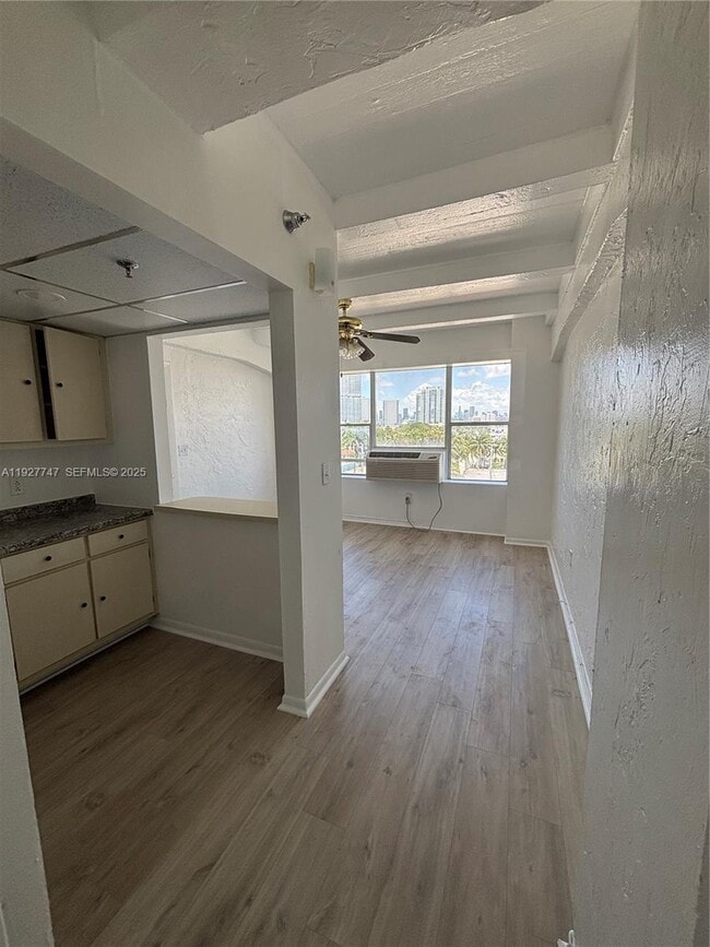 Photo - 800 Washington Ave Unidad 1108