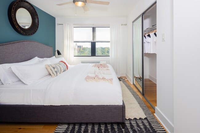 Rittenhouse Hill 1 Bedroom - Rittenhouse Hill