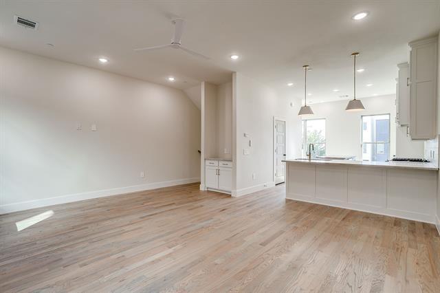 Photo - 300 Foch St Unit 120