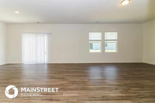 Photo - 161 Ogden Pond Pl