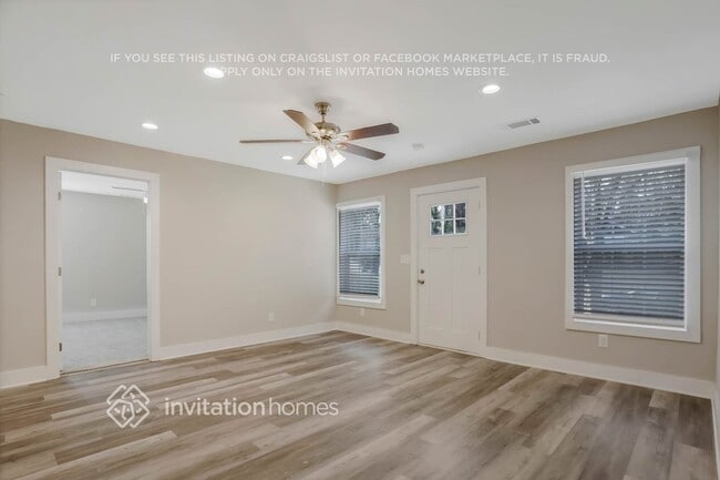 Photo - 212 Glenrose Cir SW