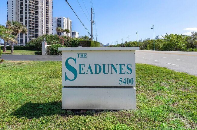 Photo - 5400 N Ocean Dr Unit 5c