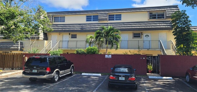 Photo - 8355 SW 137th Ave Condominio Unidad 8355