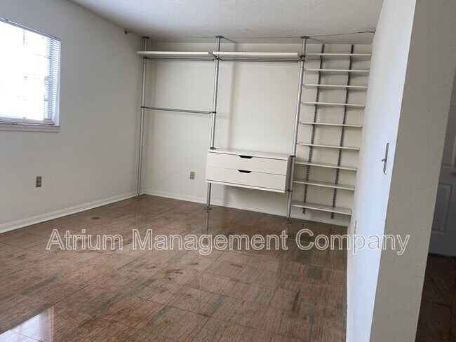 Photo - 2505 E Central Blvd