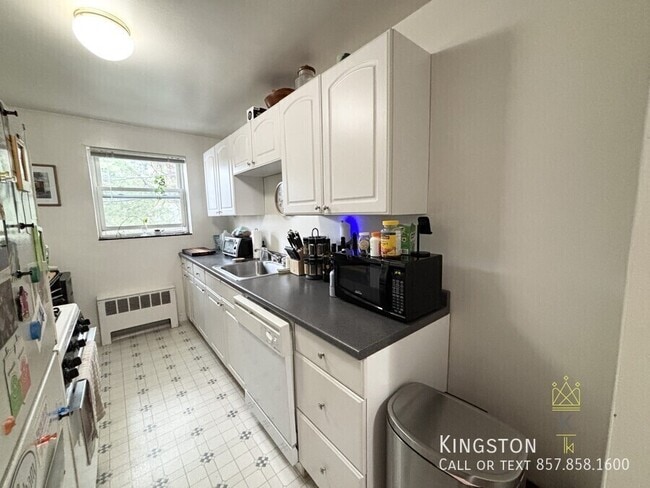 Photo - 47 Broadway-9R Unit 9R