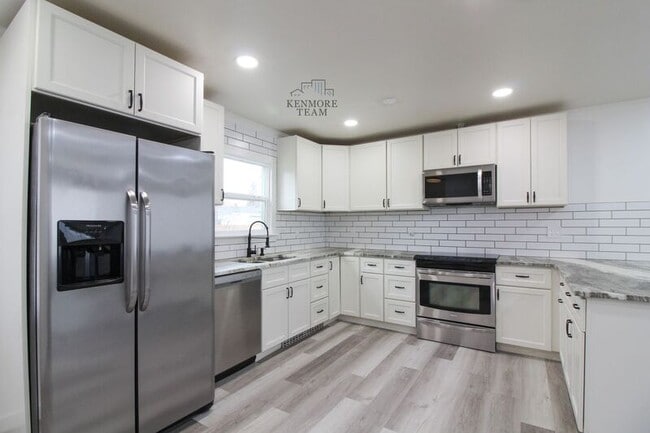 Photo - 608 Torbett St