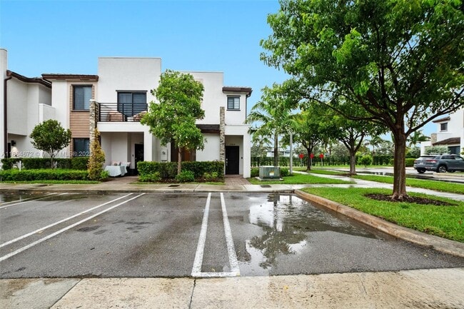 Photo - 20814 NE 5th Ct Townhome
