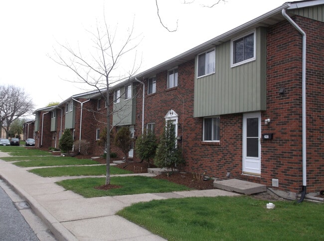 Photo - Anchorage on the Park Townhomes