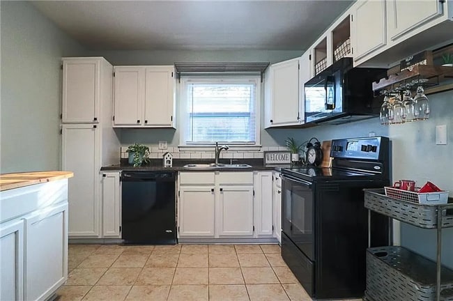 Photo - RENT TO OWN HOME – Sterling Gardens