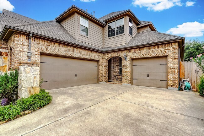 Photo - 4710 Deermeadow Falls Ln
