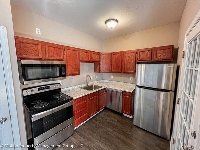 Photo - 6918 Northside Dr Apartamento Unidad A