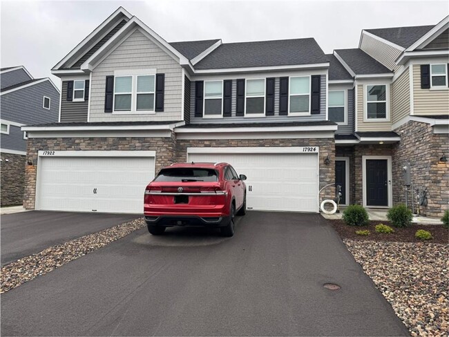 Photo - 17924 Giants Wy Townhome