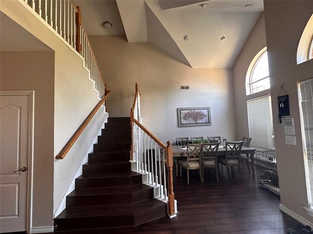 Photo - 609 Saddleback Ln