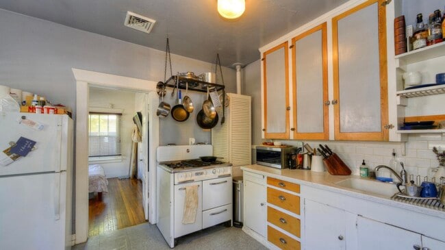 Photo - 2009 N 11th St