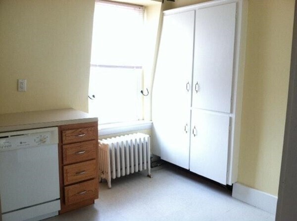 Photo - 135 Galen St Unit 3