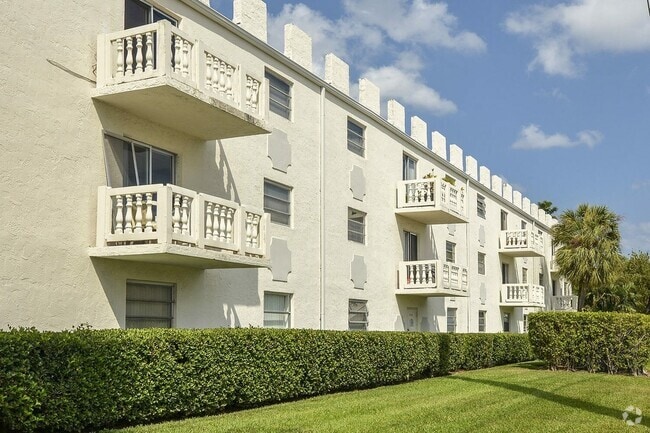 Building Photo - Set Point Garden Rental