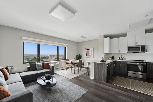 Building Photo - The Station