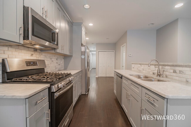 Photo - 1906 W 17th St Unidad 1