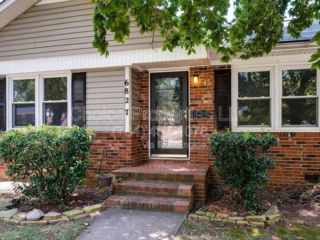 Photo - 6827 Woodstream Dr