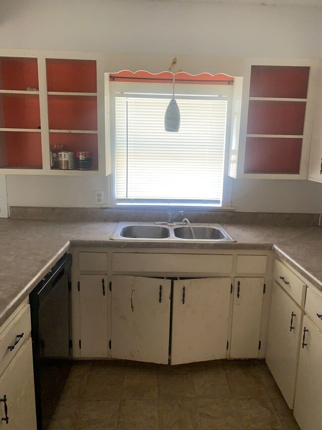 Photo - Located in Southlawn!!! 2 Bedrooms, 1 Bathroom with Carport Large Backyard with Shed