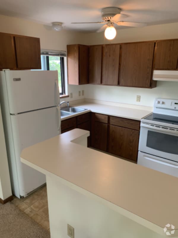 Building Photo - 2018 N Sherman Ave Rental