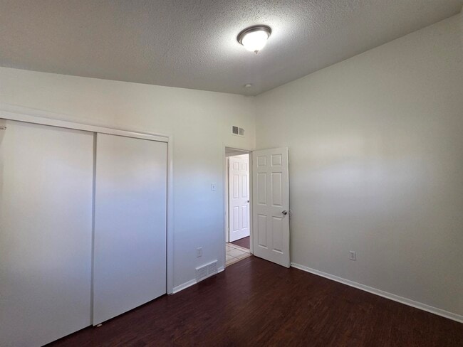 Photo - 4638 Appleville St