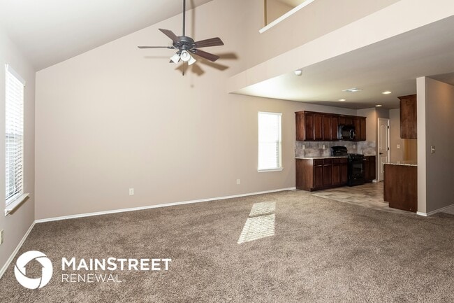 Photo - 7412 Comrade Ln