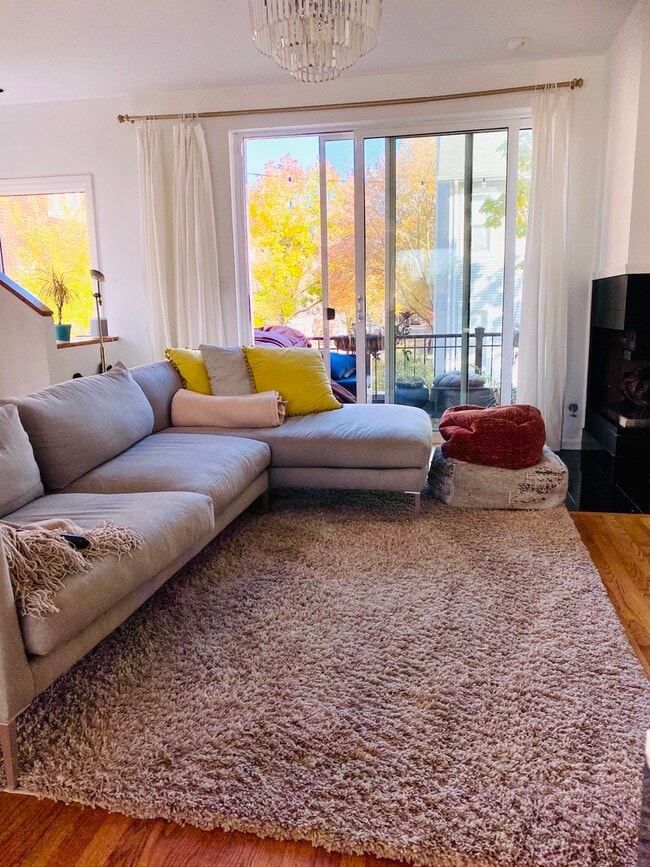 Photo - 2901 N Wolcott Ave