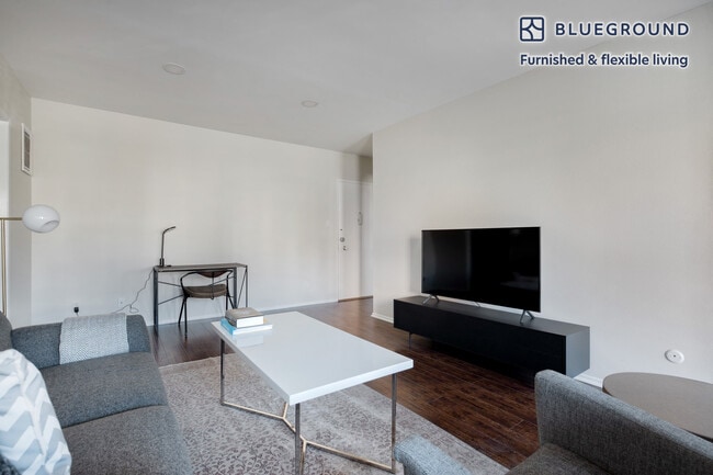 Photo - 311 S Doheny Dr Unidad SI FL3-ID379