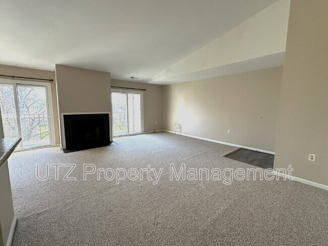 Photo - 1111 Castle Harbor Way Unit #3C