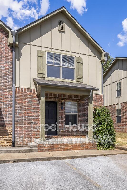 Building Photo - 2210 Karrington Ridge