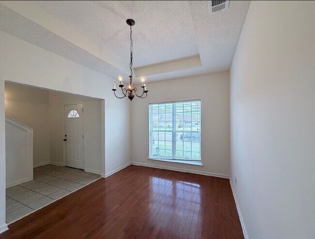 Photo - 3 bed, 3 bath with a bonus area over 2,000 Sq/ft in Cordova