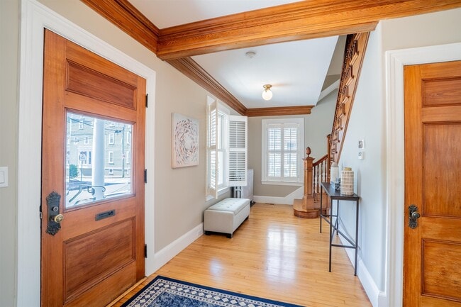 Photo - 115 Court St