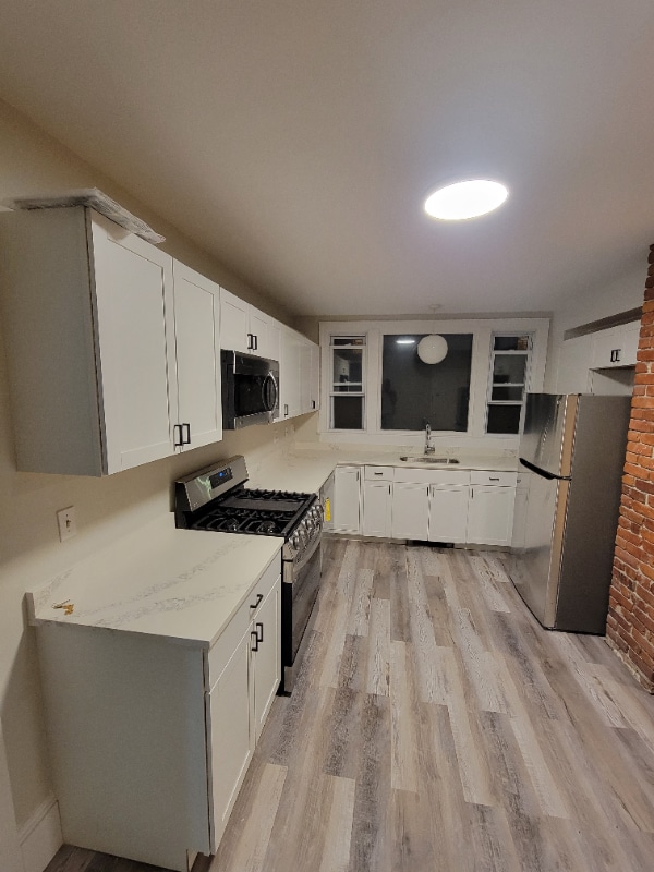 Photo - 96 Midland St