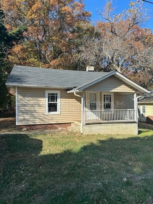 Building Photo - 4440 Lane St