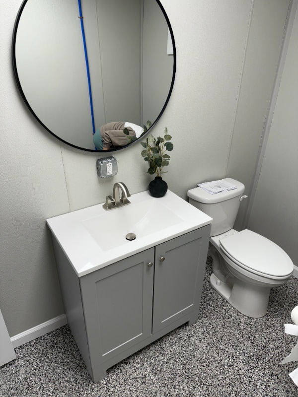 Photo - 601 N Orchard Rd