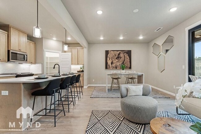 Photo - 7024 NE 131st Way