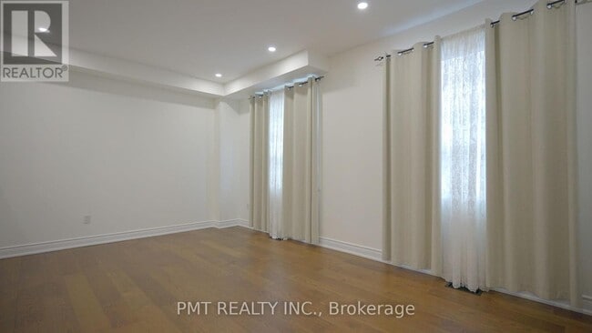 Photo - 7155 Magistrate Terrace