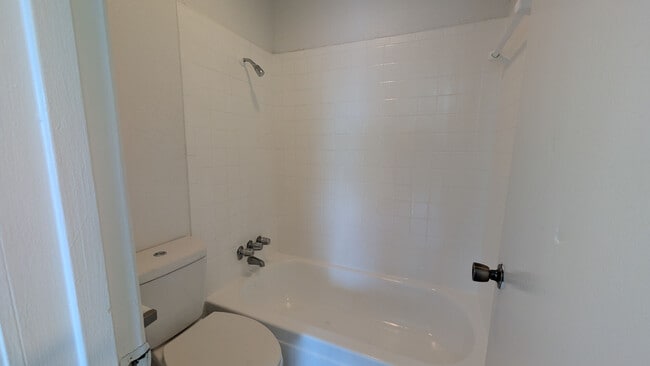 Photo - 3737 Hillcroft Apartments