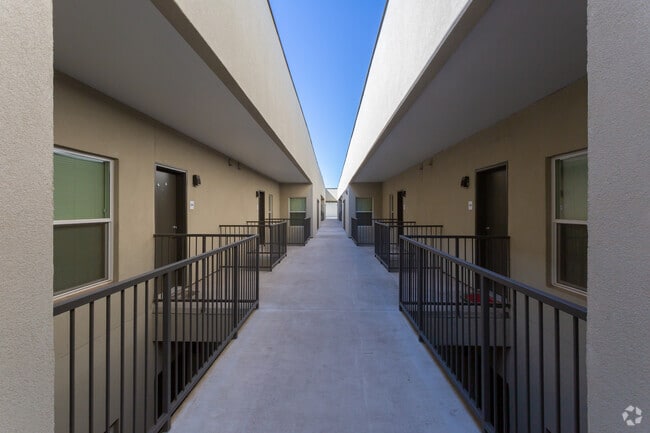 Arroyo Vista
